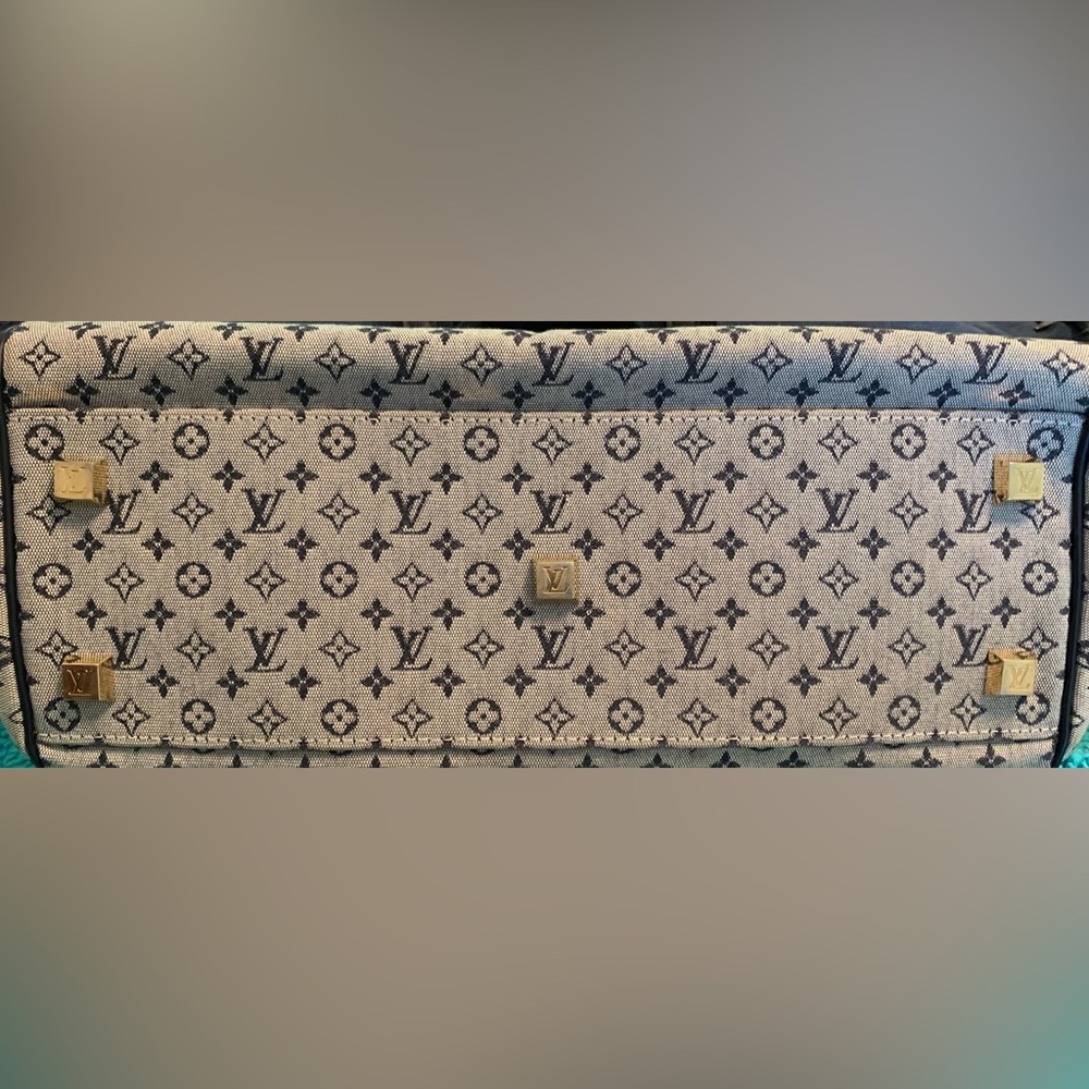 Authentic Louis Vuitton Josephine Navy and Cream Monogram Tote/Handbag - Picture 3 of 16